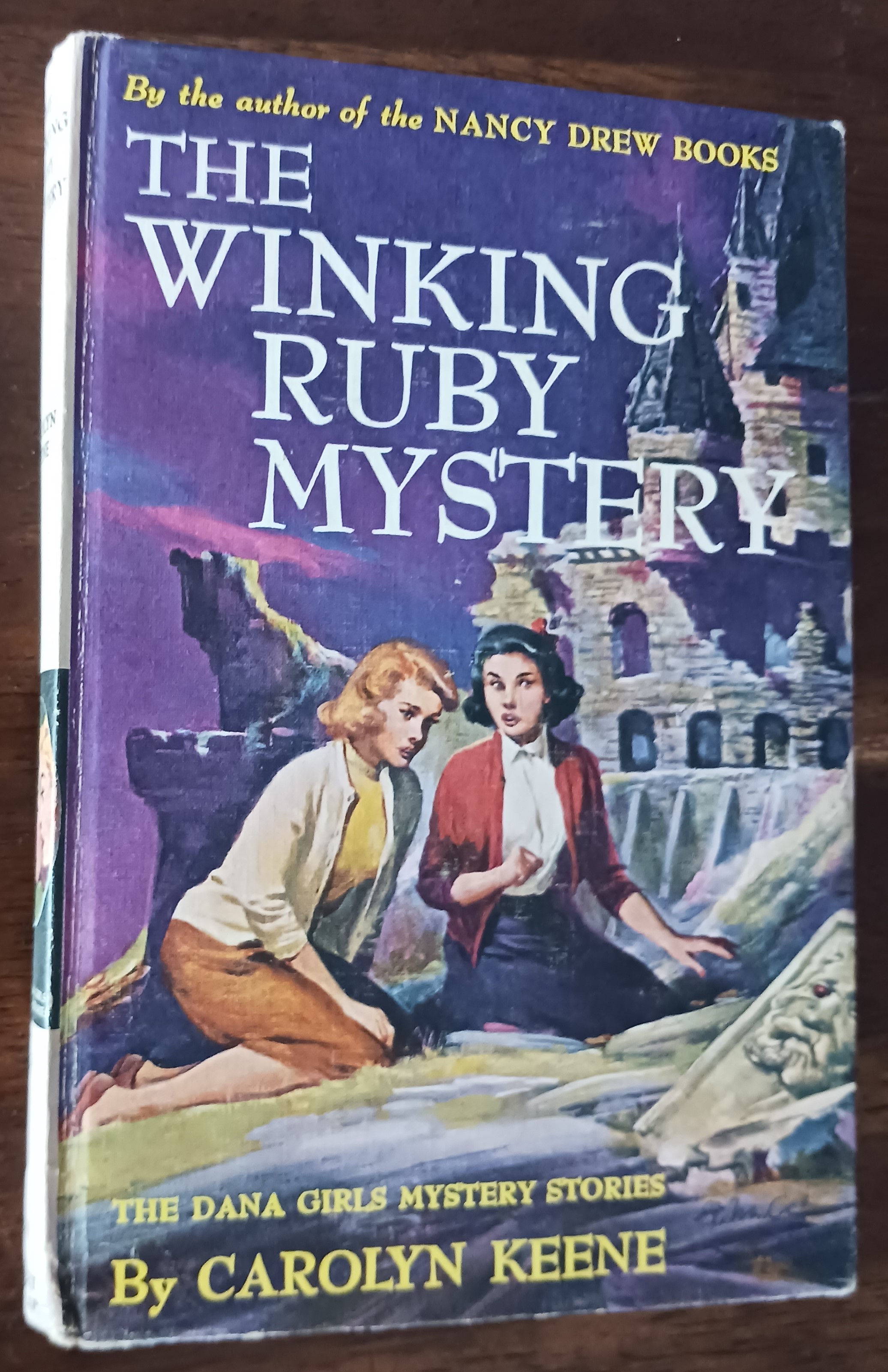 The Winking Ruby Mystery (The Dana Girls Mystery Stories)