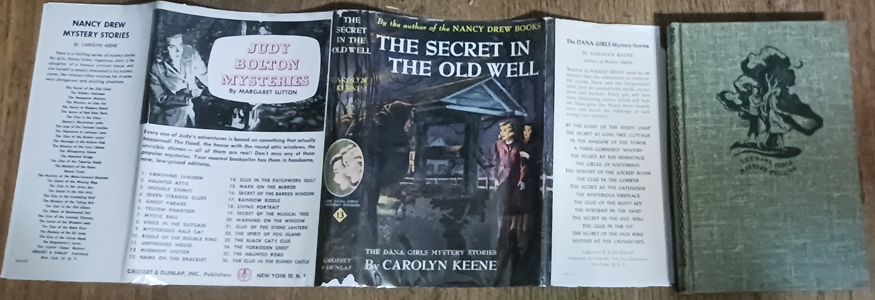 The Secret in the Old Well (The Dana Girls Mystery Stories)