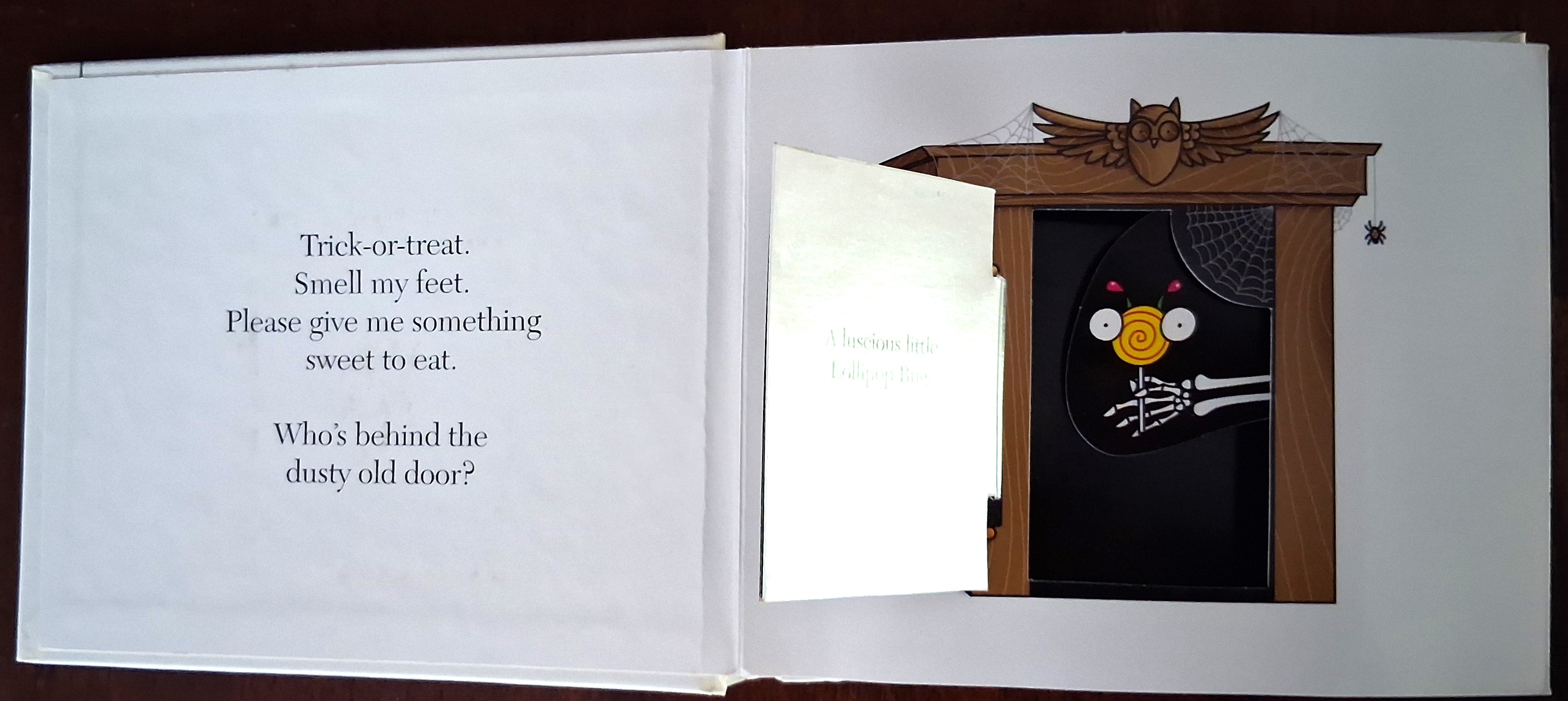 Halloween Bugs (A Bugs in a Box Book)