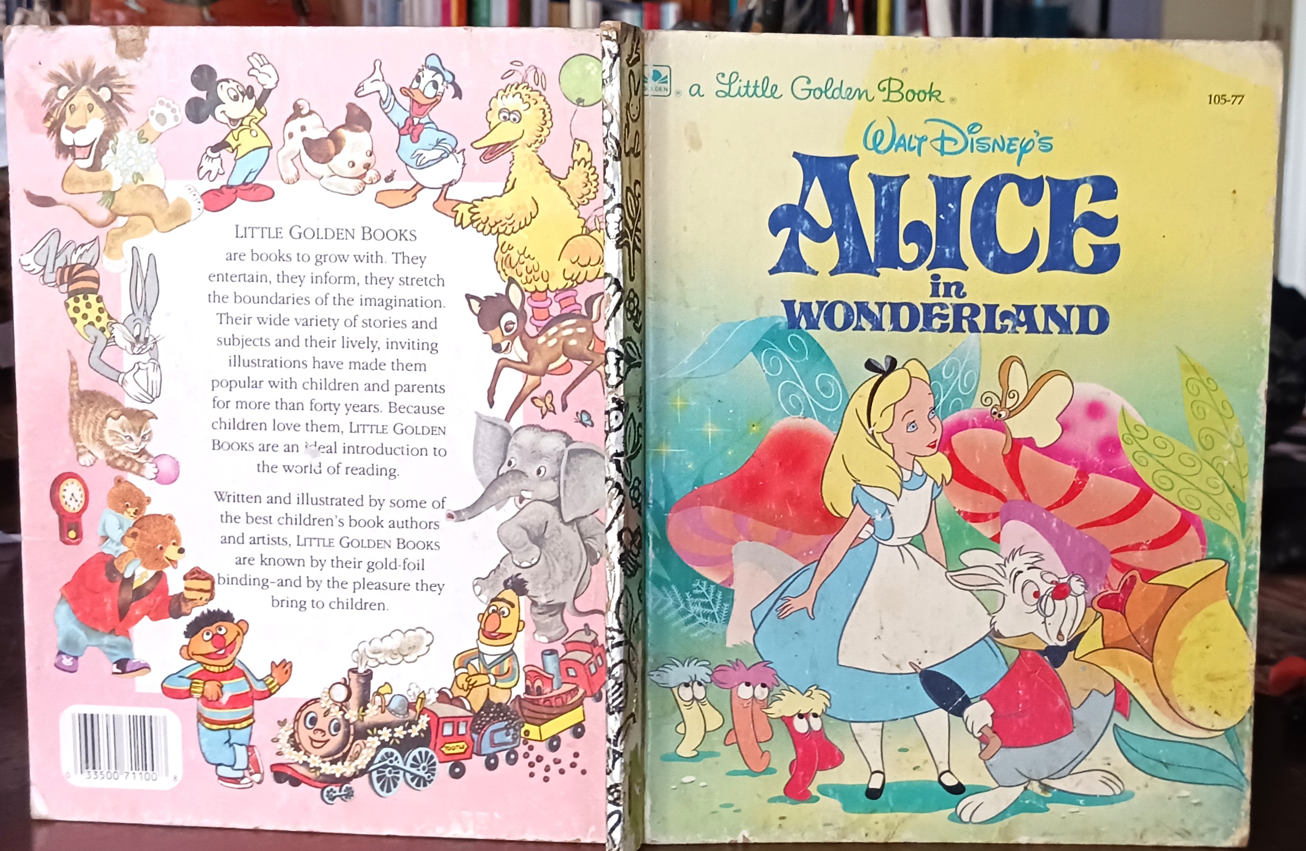 Walt Disney's Alice in Wonderland (A Little Golden Book)