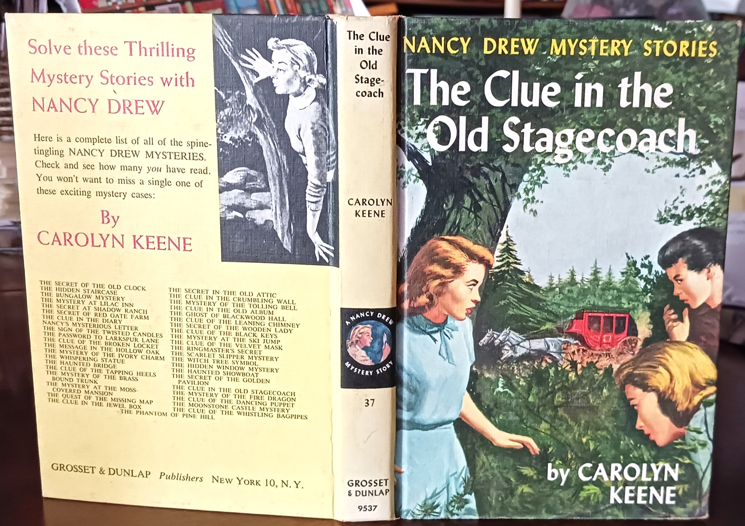 The Clue in the Old Stagecoach (Nancy Drew Mystery Stories)