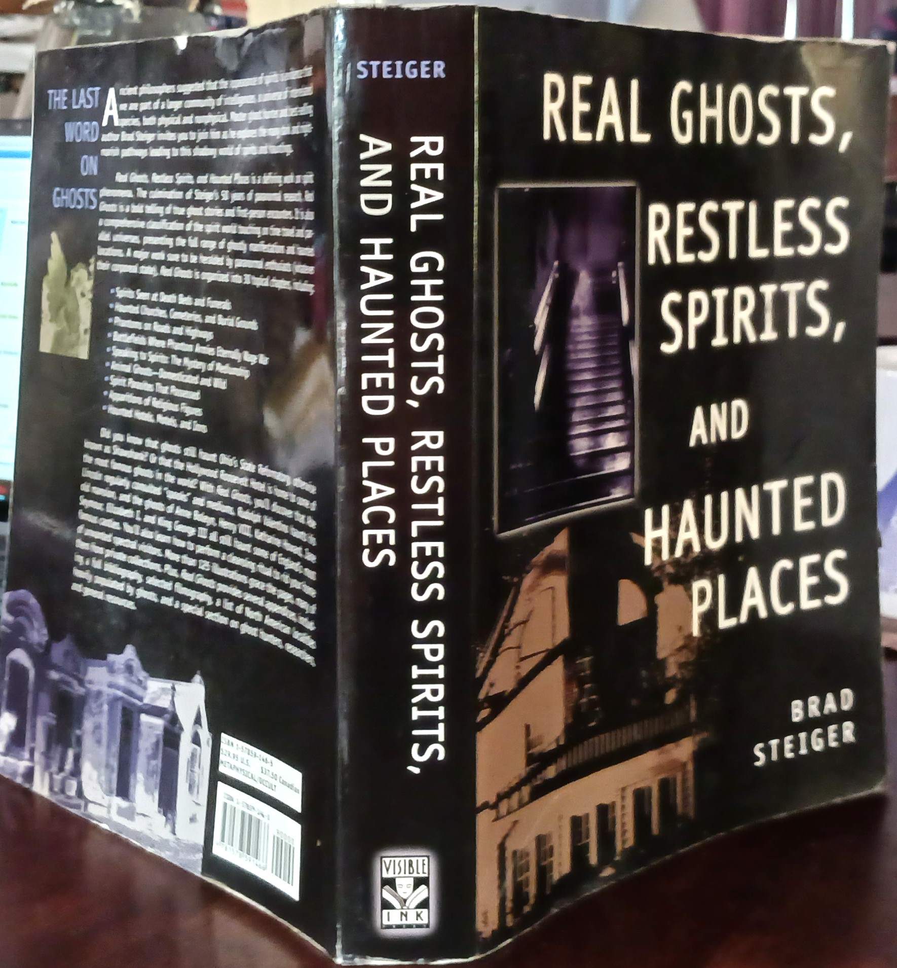 Real Ghosts, Restless Spirits, and Haunted Places