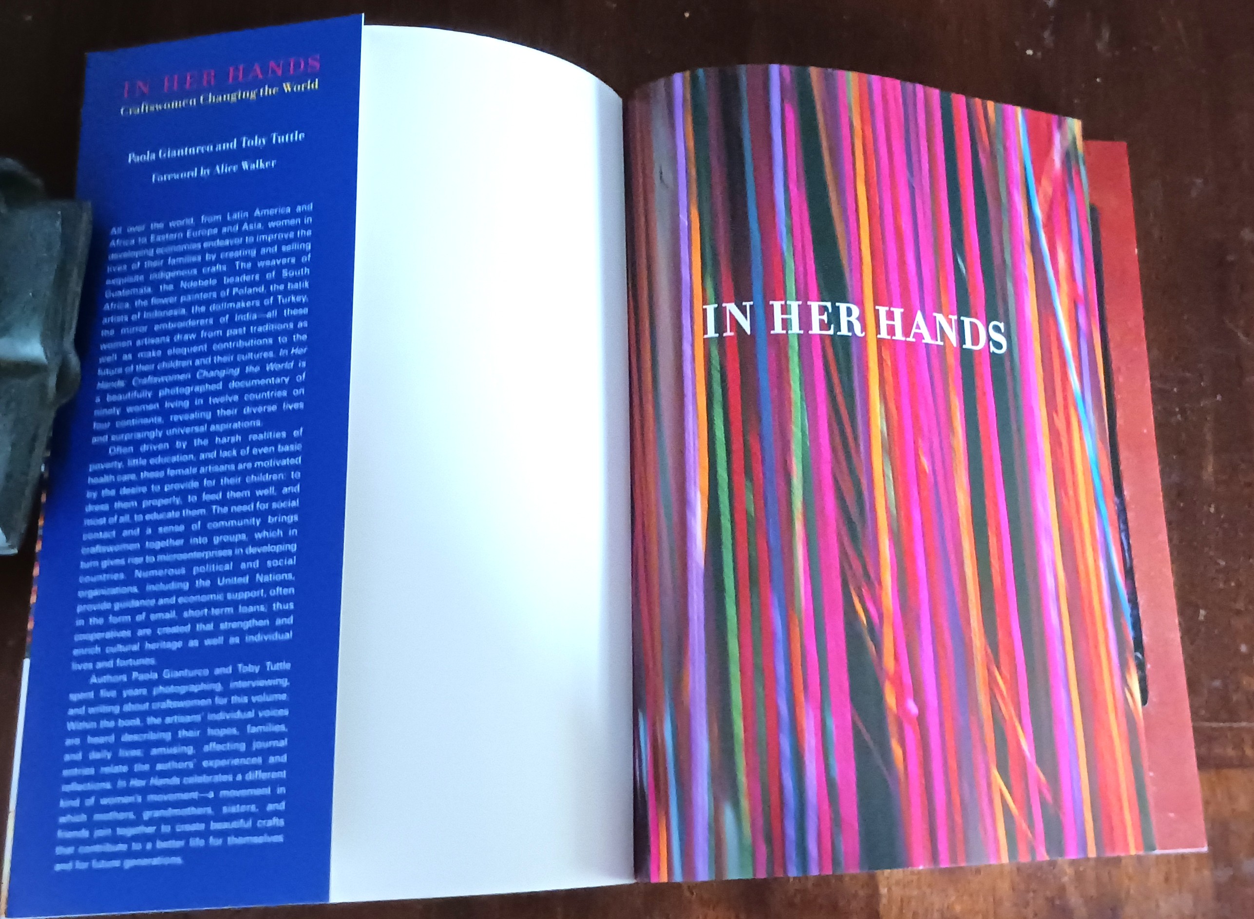 Image for In Her Hands: Craftswomen Changing the World In Her Hands: Craftswomen Changing the World