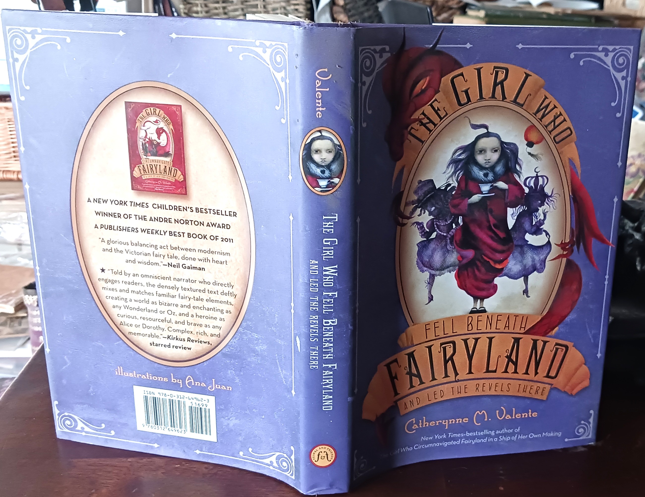 Image for The Girl Who Fell Beneath Fairyland and Led the Revels There The Girl Who Fell Beneath Fairyland and Led the Revels There
