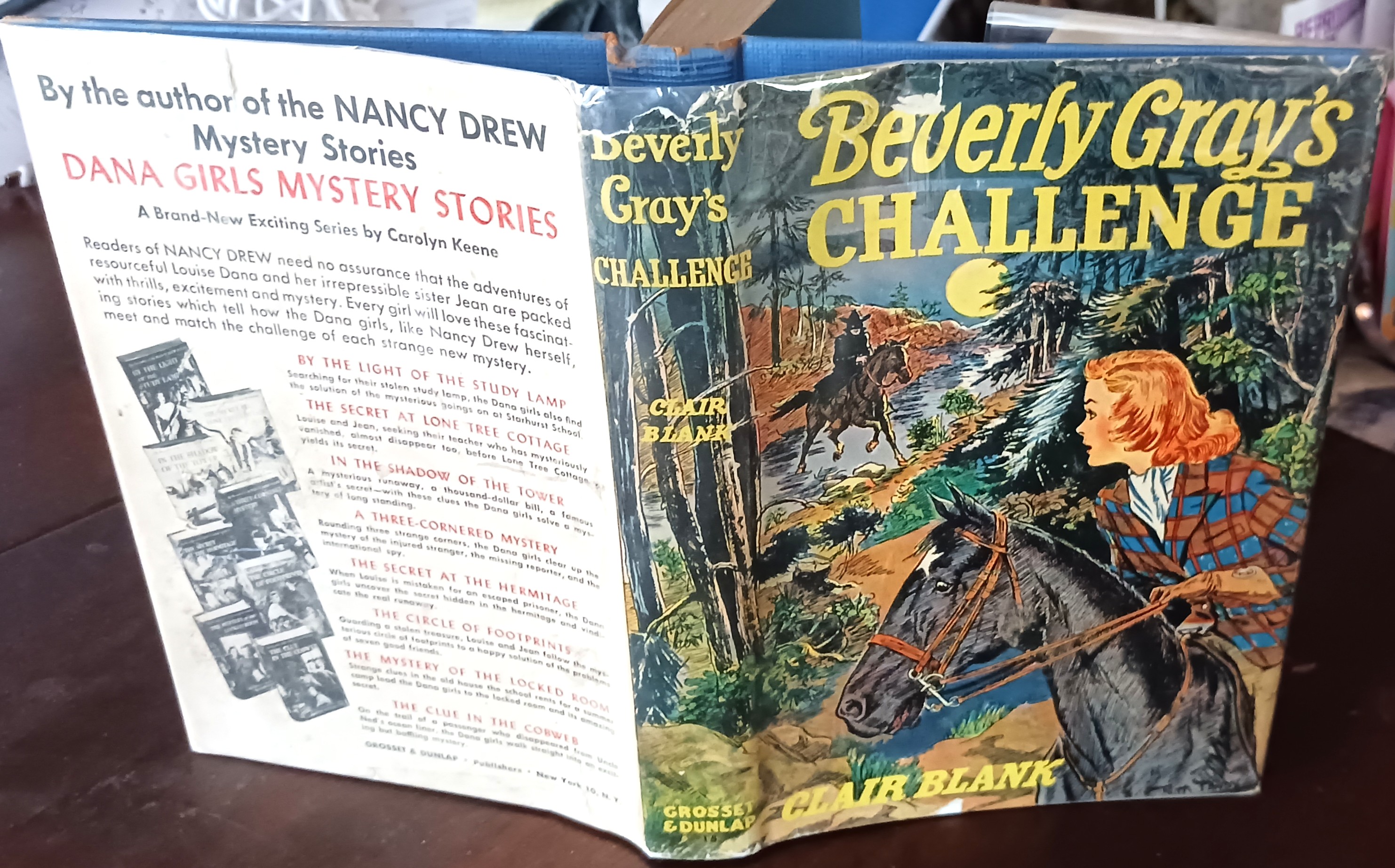 Image for Beverly Gray's Challenge (A Beverly Gray Mystery Story) Beverly Gray's Challenge (A Beverly Gray Mystery Story)